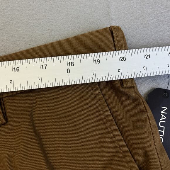 Nautica Deck Shorts Mens 40x8.5 Brown Classic Fit Normcore Gorpcore Classiccore - Picture 4 of 8